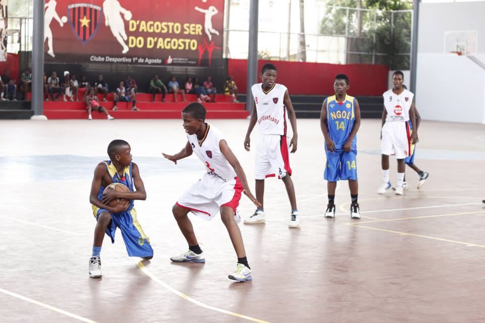 Clube Desportivo 1º de Agosto - Basquetebol: D´Agosto - 98 x ASA - 74