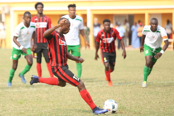 1º de Agosto sofre mas vence Porcelana FC