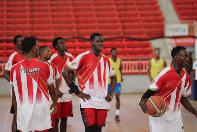 Sport Angola1 - Basquetebol: D´Agosto e Petro procuram hoje dia 01